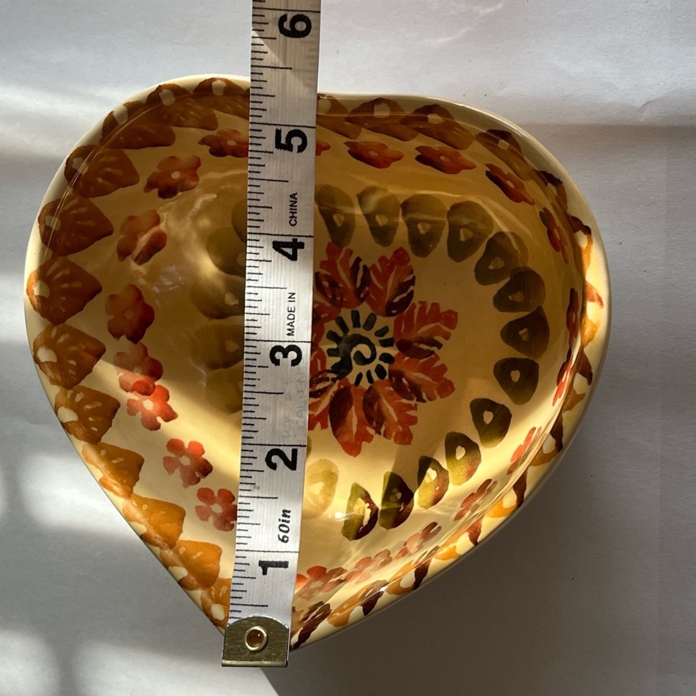 Italica ARS Hand painted Italian made heart accent dish EUC - Picture 11 of 13